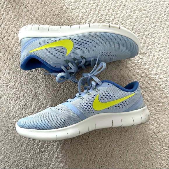 NIKE Free Runs Youth 7 - Picture 4 of 8